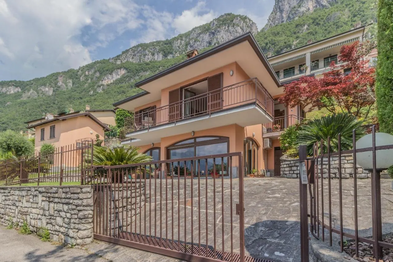 Candy House Varenna Holiday home